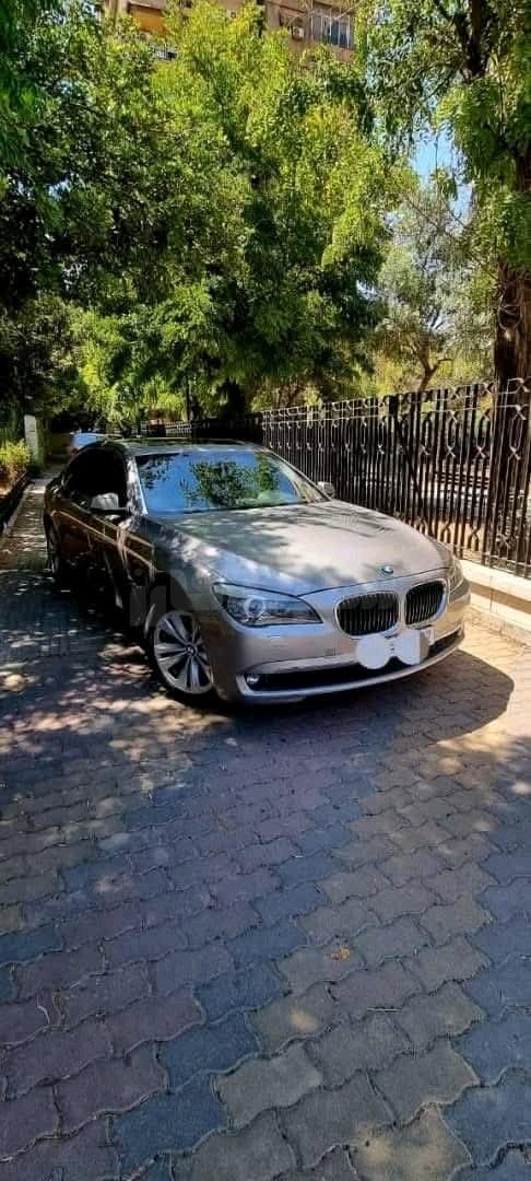 بي ام دابيليو 730 2012