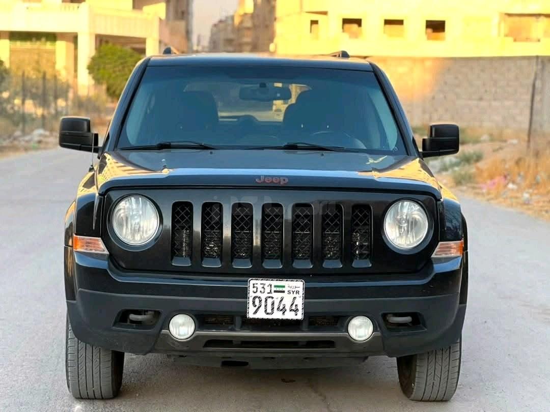 جيب Patriot 2016