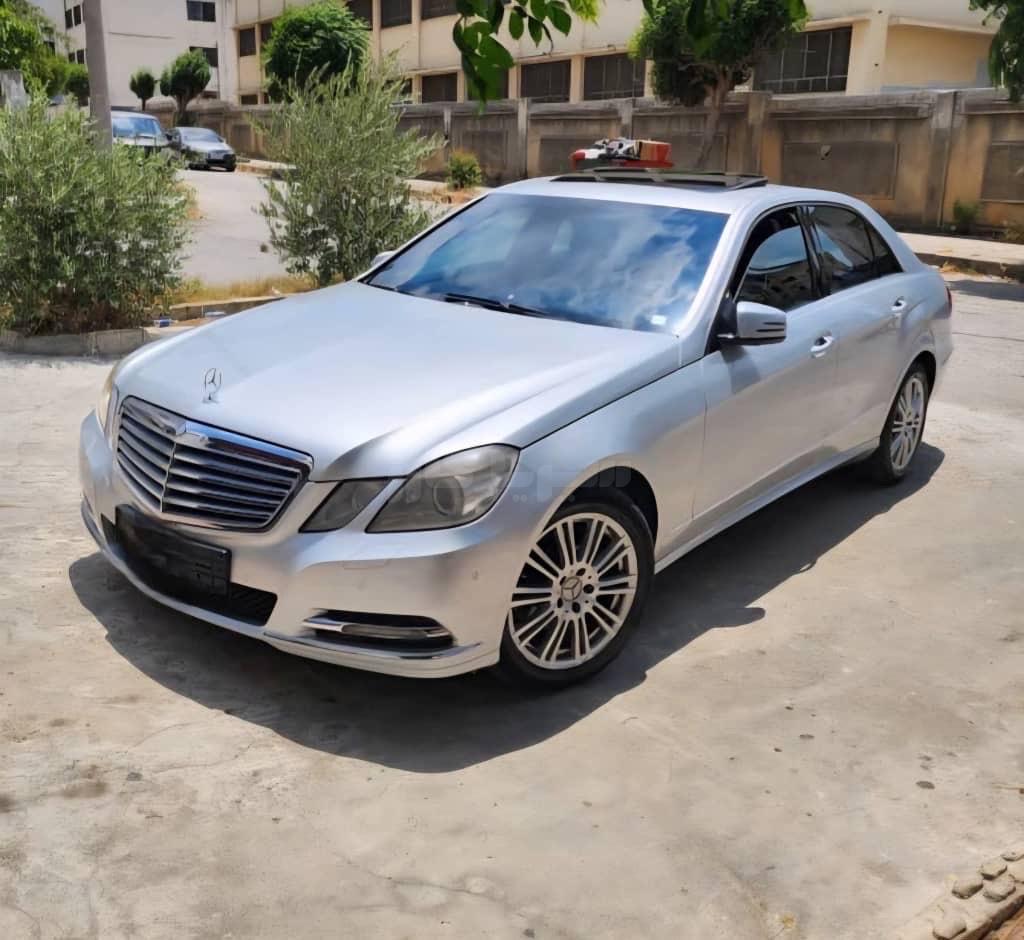 مرسيدس بينز E300 2011