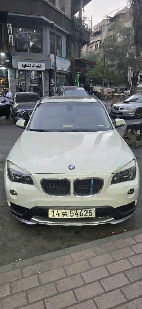 بي ام دابيليو X1 2015
