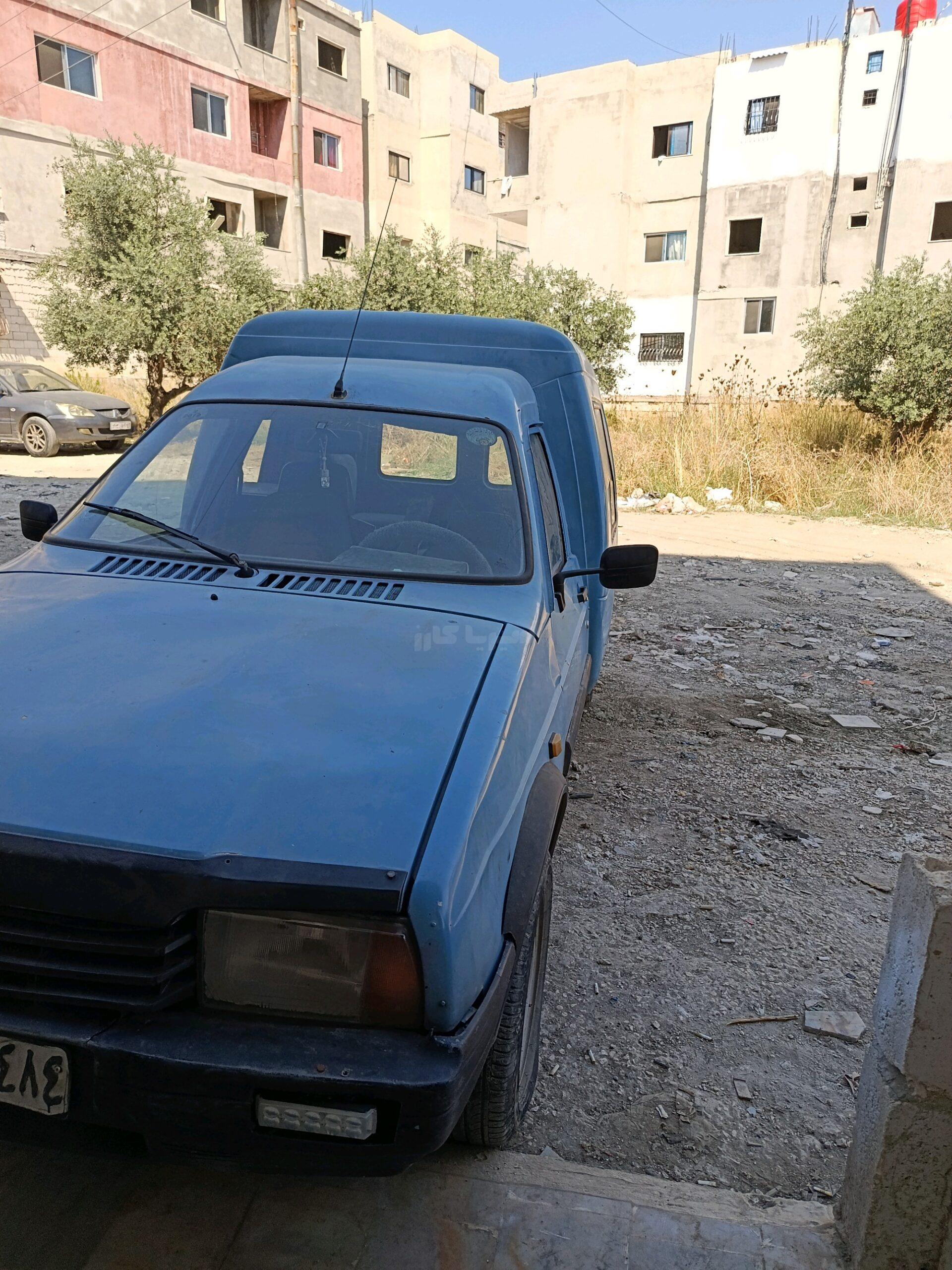 سيتروين C8 1995