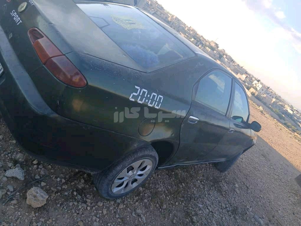 الفا روميو 166 2000