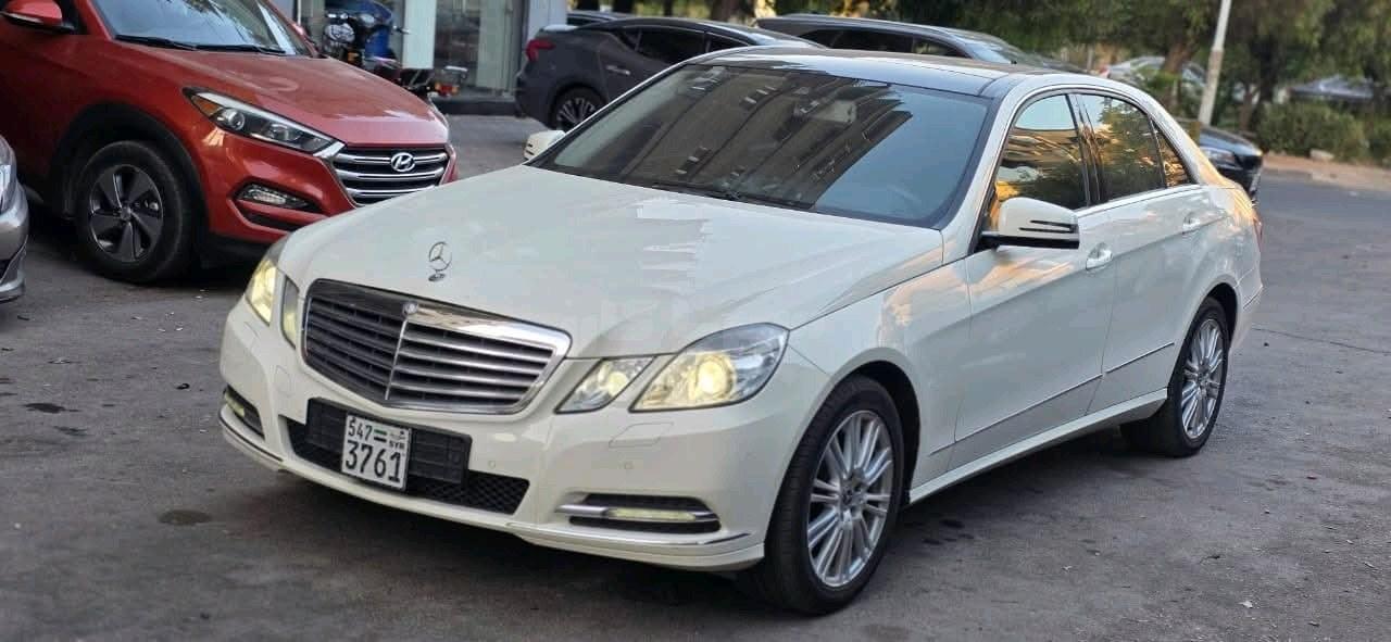 مرسيدس بينز E300 2011