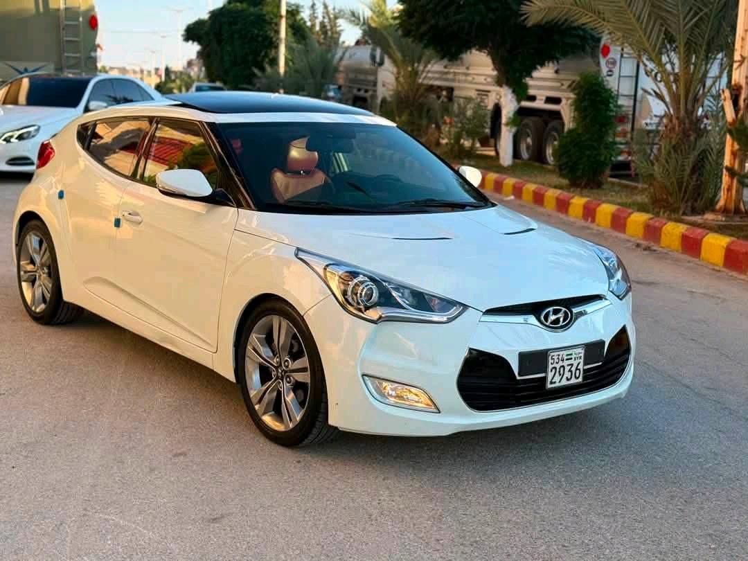 هيونداي فيلستر - Veloster 2012