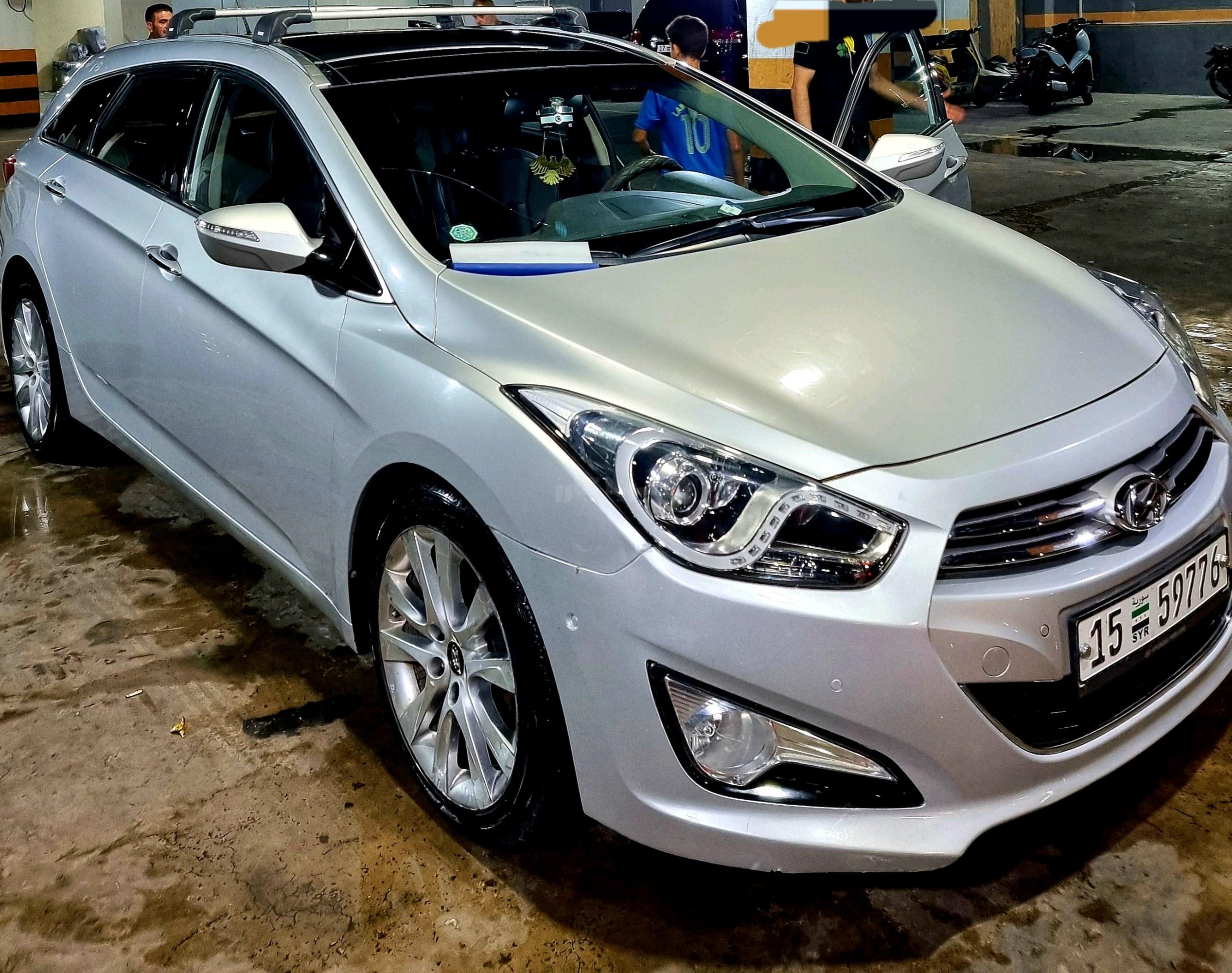 هيونداي i40 2012